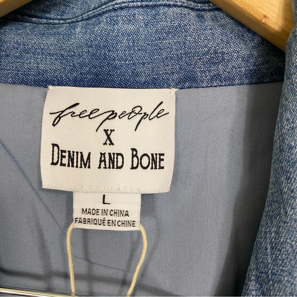 Free People Denim & Bone Buffalo Denim Duster Butterfly Floral Embroidered Sz‎ L - Picture 6 of 10